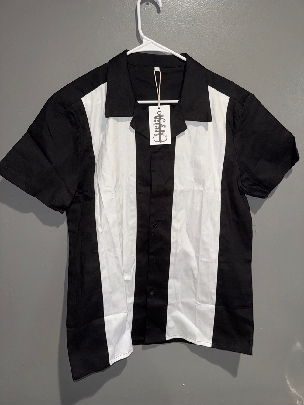 Casual Black & White Short-Sleeve Button-Down Shirt